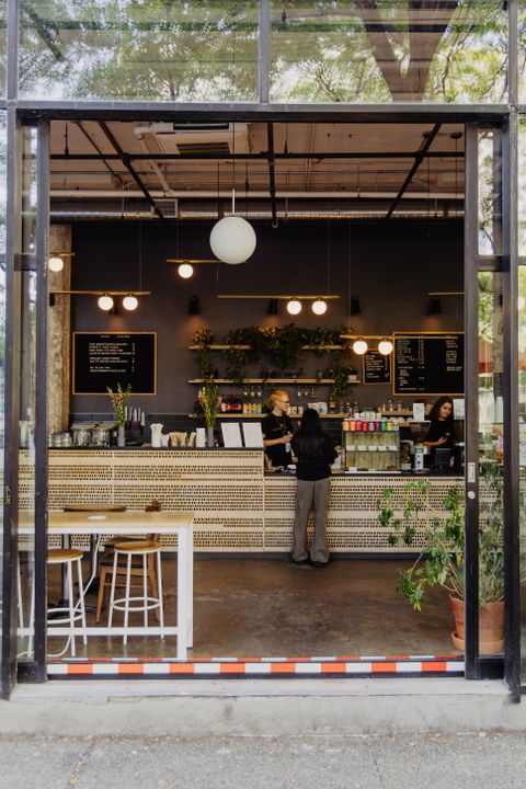 Cafesat@valeriehunter.jpg1