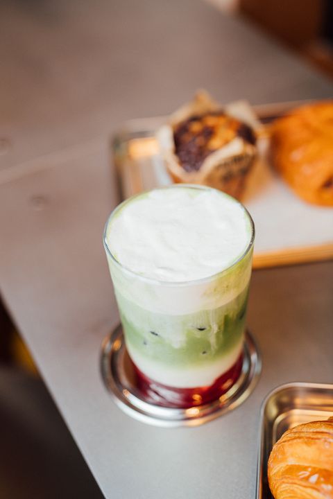 Cafe Brut 1