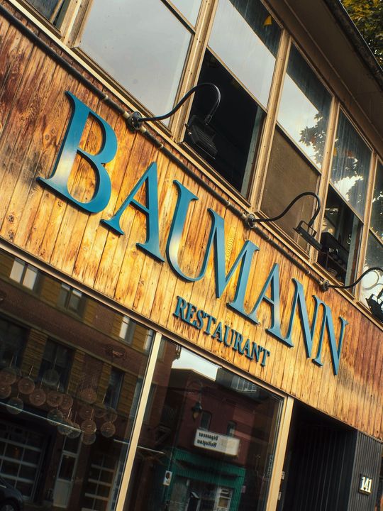 Baumann Devanture