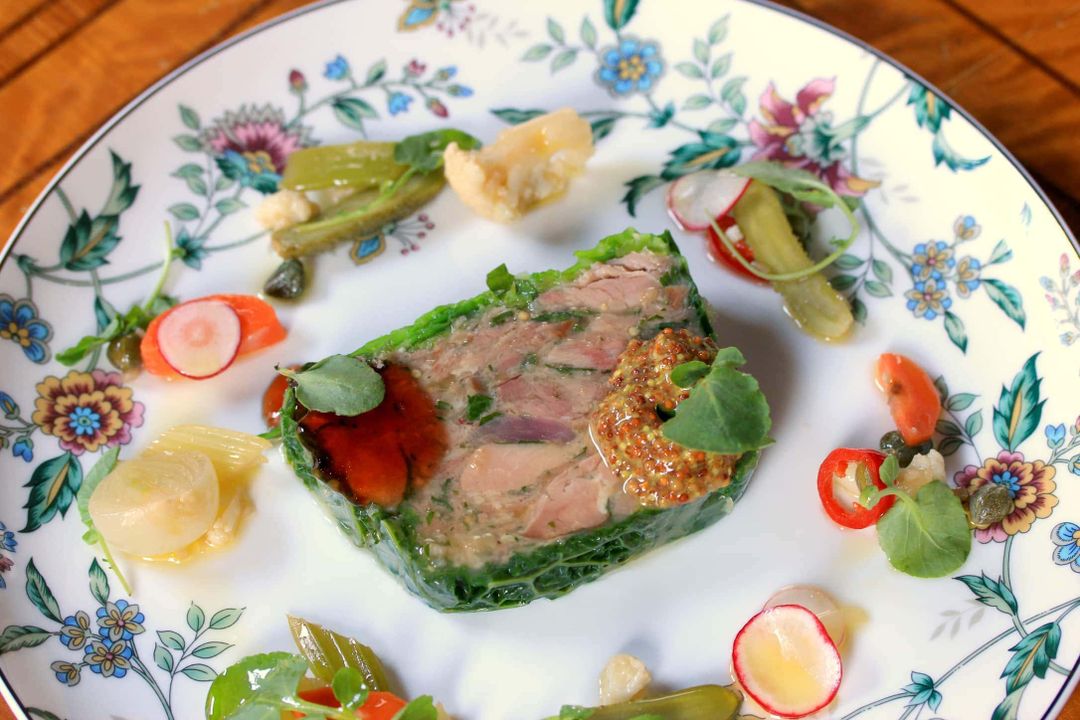Bar George: Elegance with British-style menu in Montreal - Tastet