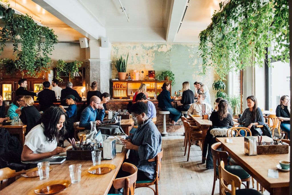 Café Parvis centre ville montreal