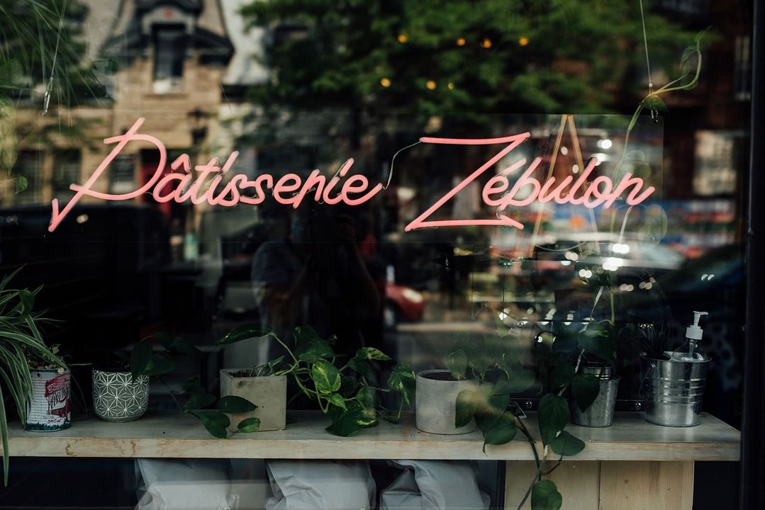 Pâtisserie Zébulon window sign