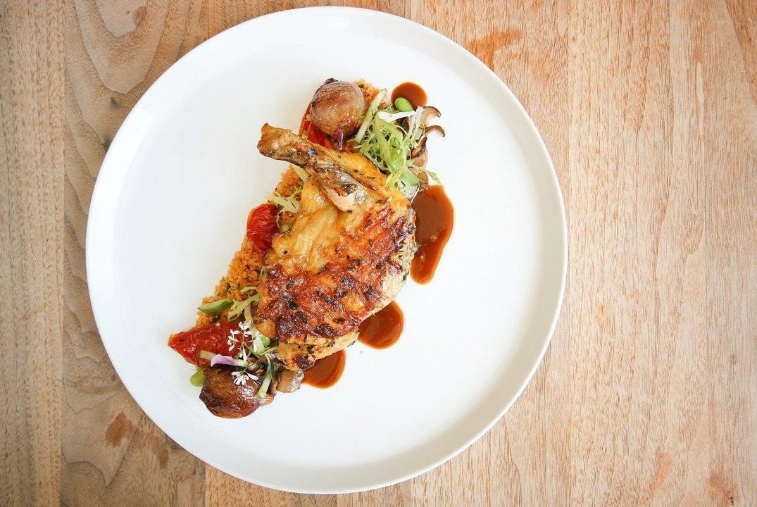 Bistro Lannes et Pacifique avv beaubien est