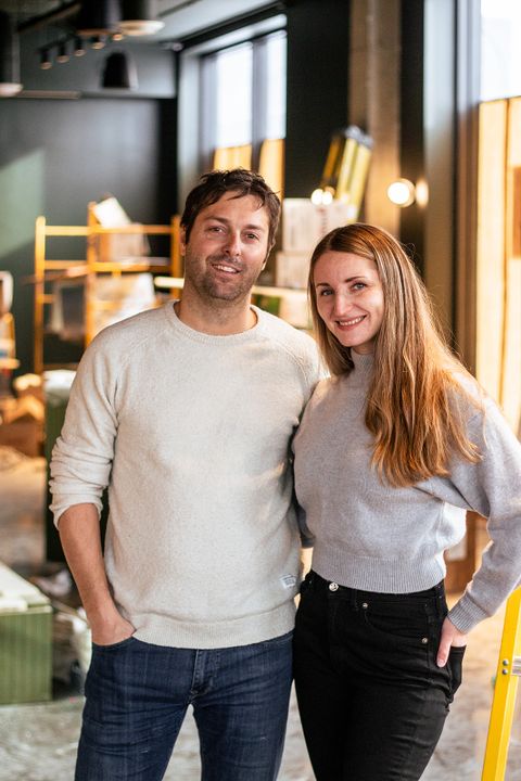 Marc-André Jetté et Mila Mila Rishkova dans le chantier d'Annette bar à vin