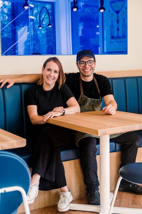 Marie-Josée Beaudoin et Patrice Demers dans la salle à manger de leur nouveau restaurant, Sabayon.