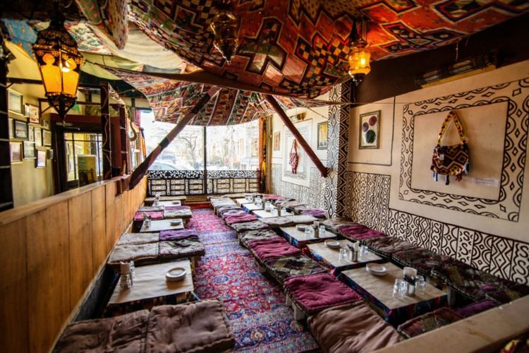 Restaurant Marocain Coloré Et Cosy