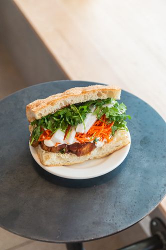 Franky Johnny Limoilou - Recette du sandwich au flanc de porc