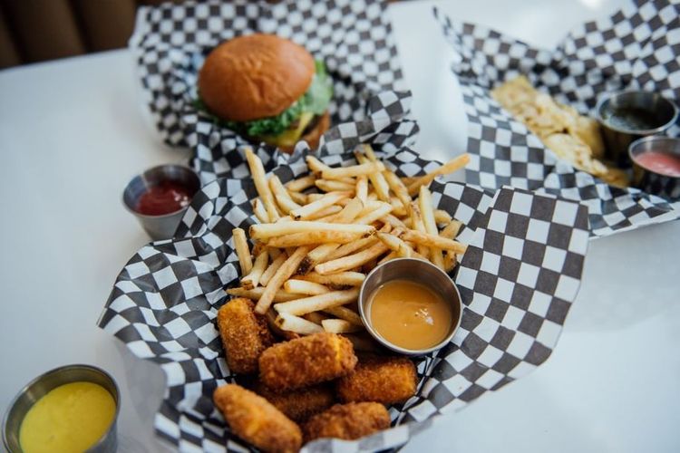 Restaurants fast food ouverts pour emporter